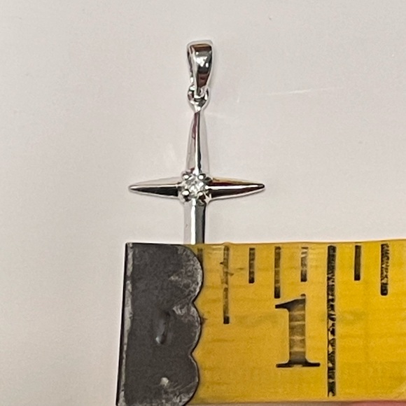 Vintage Sterling Silver Celestial Crystal Cross pendant 925k stamped - Picture 7 of 9